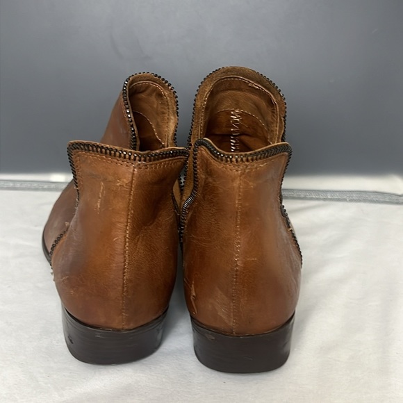 BCBGenration Side Zipper(BG Crush Ankle Boots) Booties Brown 9M - Picture 7 of 14